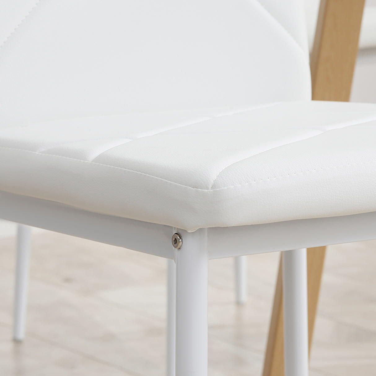 easycomfort easycomfort set di 4 sedie da pranzo con schienale alto in finta pelle e acciaio 41x50x97cm bianco