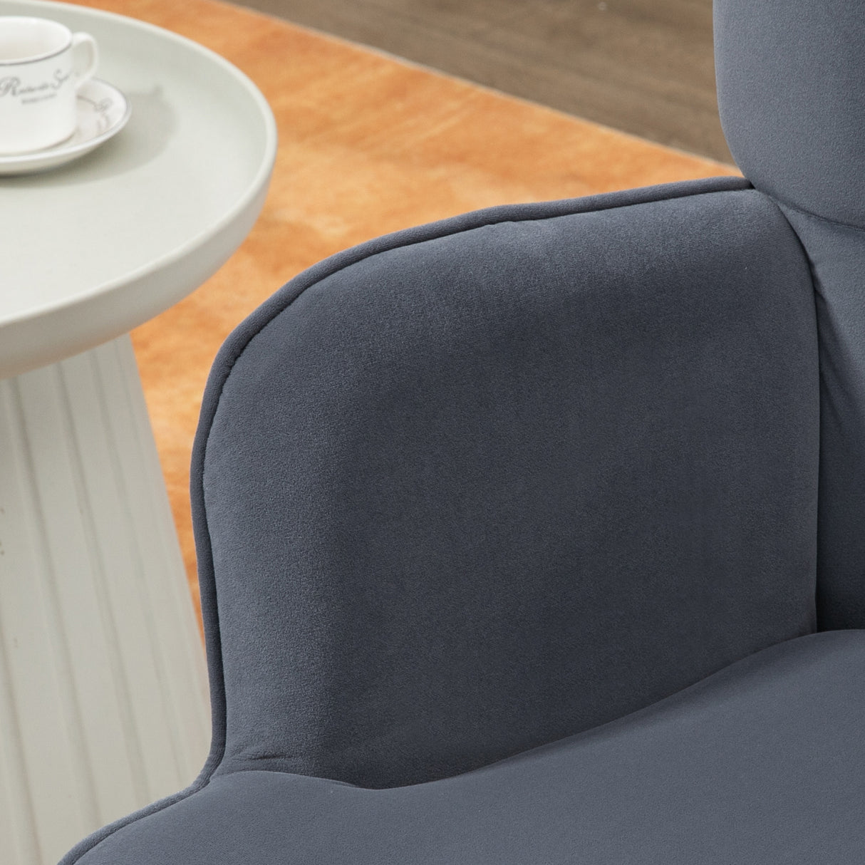 easycomfort easycomfort poltrona moderna con pouf poggiapiedi set vellutato e imbottito con gambe dorate grigio