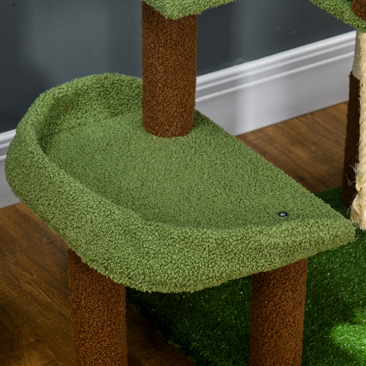 easycomfort easycomfort albero per gatti a tema foresta con casetta lettino tiragraffi e pallina 49x40x107 cm verde