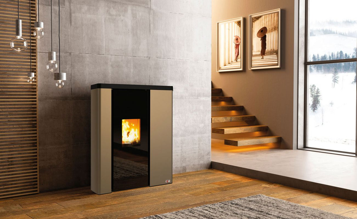 immagine-3-anselmo-cola-stufa-a-pellet-ventilata-anselmo-cola-blues-ermetica-8-kw-in-acciaio-e-maiolica-wi-fi-integrato-disponibile-in-vari-colori-ean-99810962