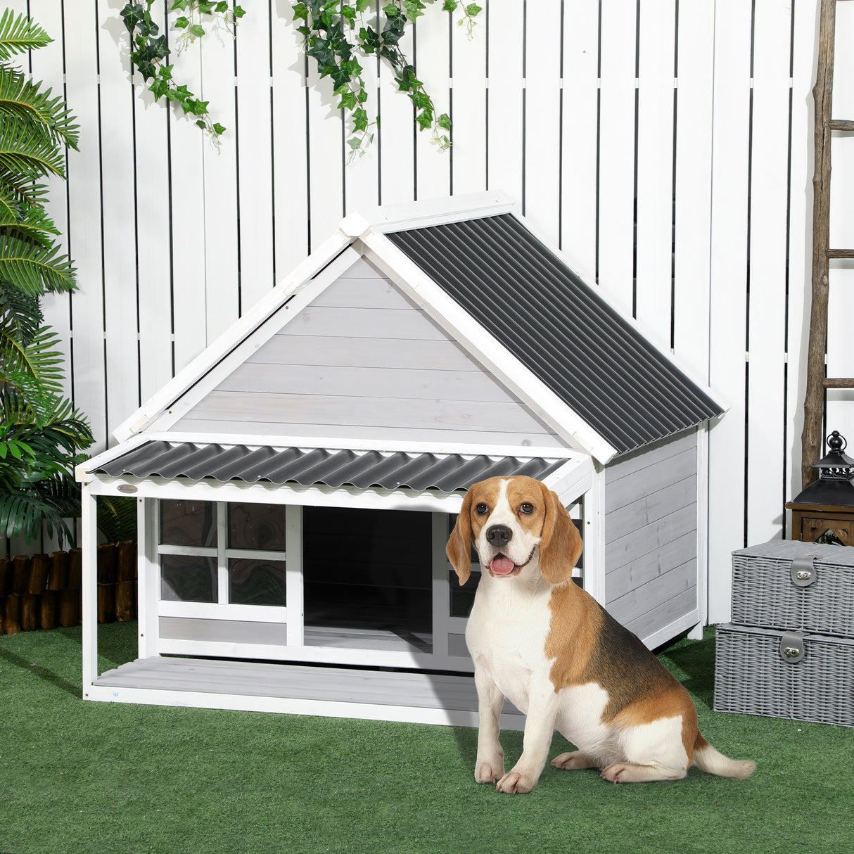 easycomfort easycomfort cuccia per cani da esterno in legno e pvc con portico e finestre 126x118x105cm grigio