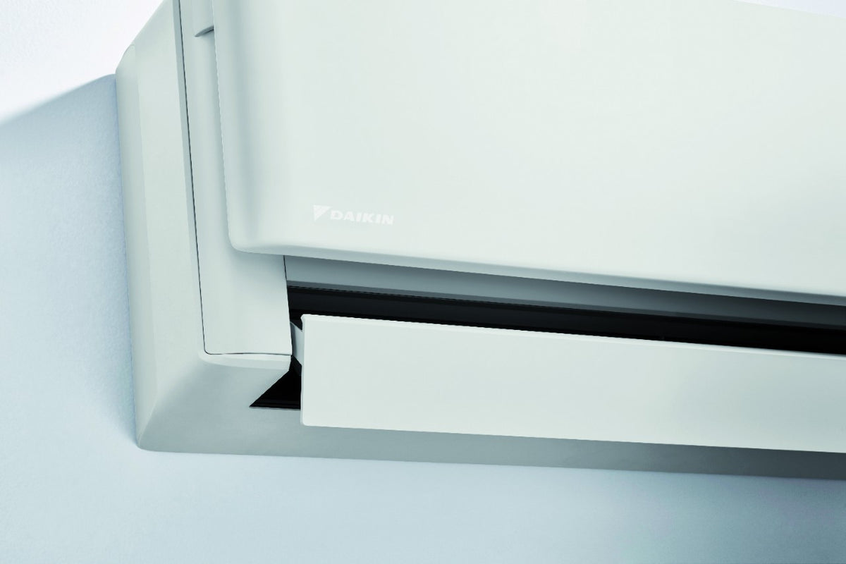 Climatiseur tri-split inverter Daikin Bluevolution - Blanc élégant - Série 5+7+12 avec 3MXM52N R-32 - Wi-Fi intégré - Puissance 5000+7000+12000 BTU - Couleur blanche - Garantie italienne