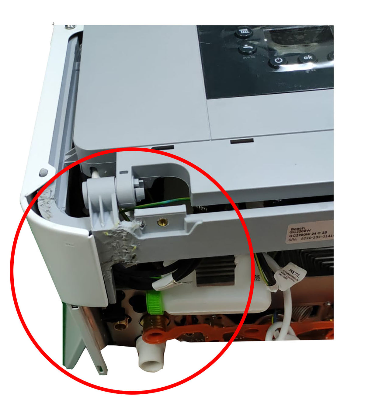 area occasioni caldaia junkers bosch condens 2200 w gc2200w 24 23 c 24 kw a condensazione completa di kit scarico fumi coassiale metano o gpl classe a cod. 7736901846 new erp gpl