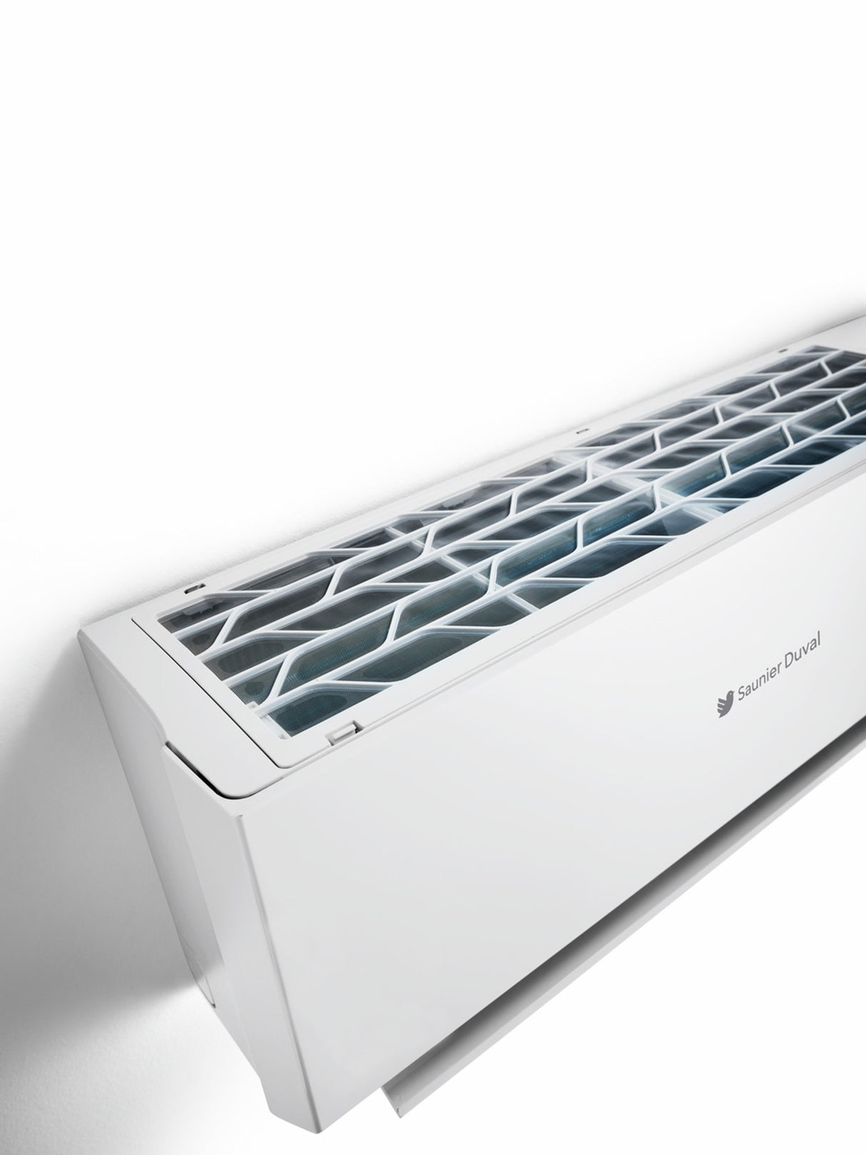 hermann saunier duval condizionatore hermann saunier duval vivair max 18000 btu sdhp 1 050 wn r 32 wi fi integrato