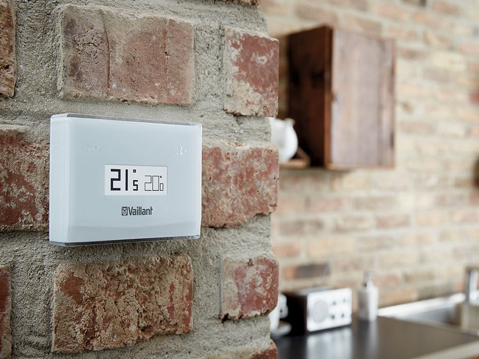 caldaia a gas vaillant a condensazione ecotec plus vmw 26 cs 1 5 cfi con vsmart wi fi metano o gpl completo di kit scarico fumi